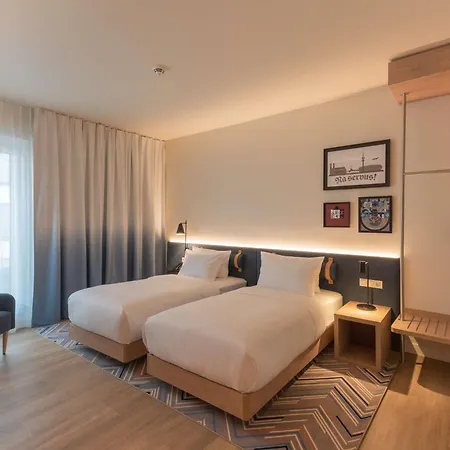 Hampton By Hilton North Hotell München