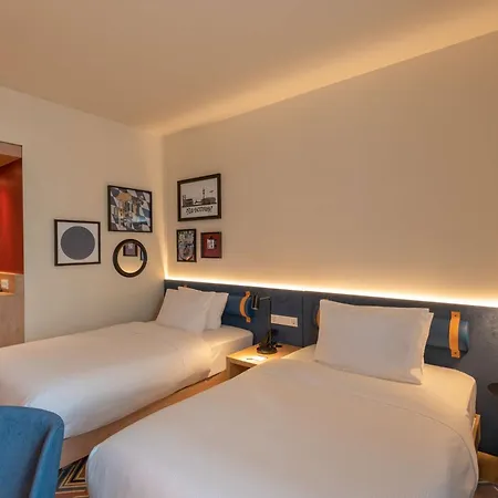 Hampton By Hilton North 3*