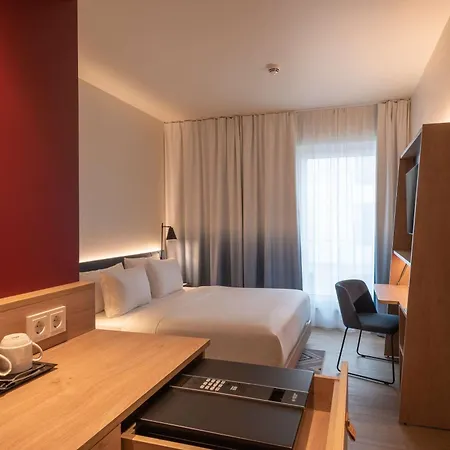 Hampton By Hilton North 3* Munich