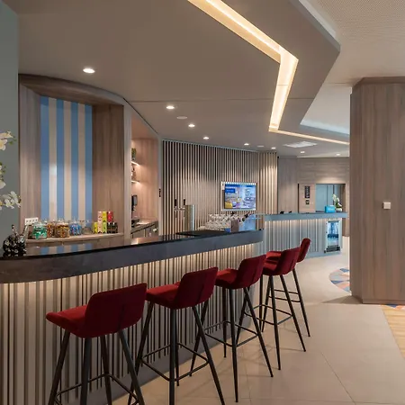 Hampton By Hilton North 3* Munich