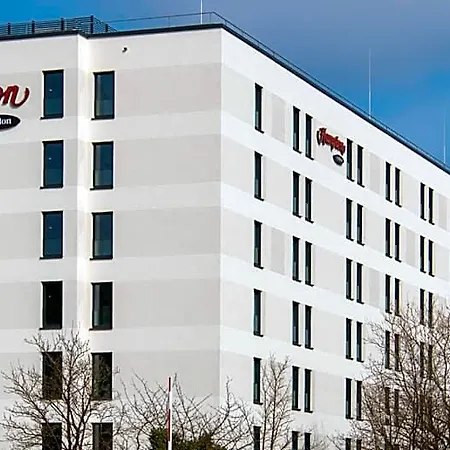 Hotel Hampton By Hilton North 3*