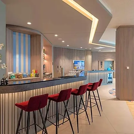 Hampton By Hilton North Ξενοδοχείο