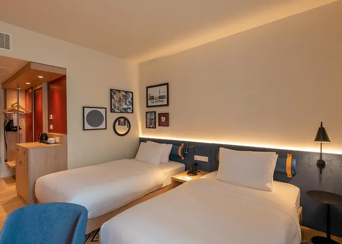 Hampton By Hilton North 3*