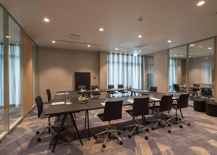 Hampton By Hilton North 3* Múnich