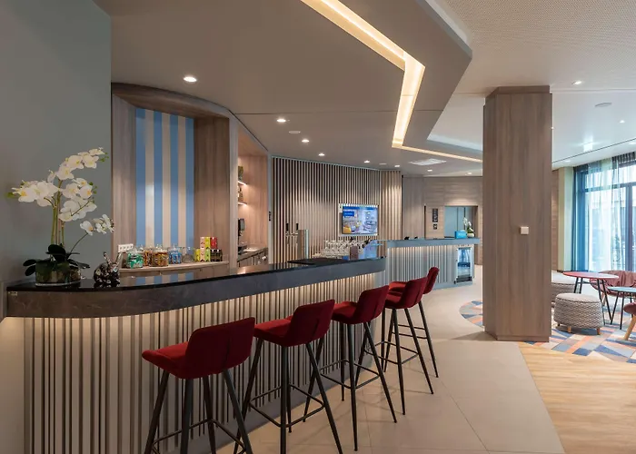 Hampton By Hilton North 3* München