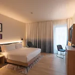 Hampton By Hilton North 3* Münih
