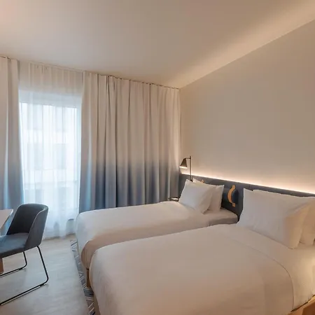 Hotel Hampton By Hilton North Munich
