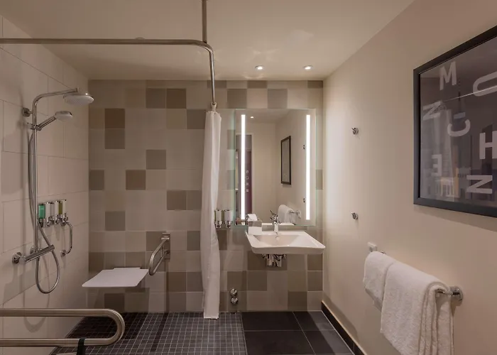 Hampton By Hilton North